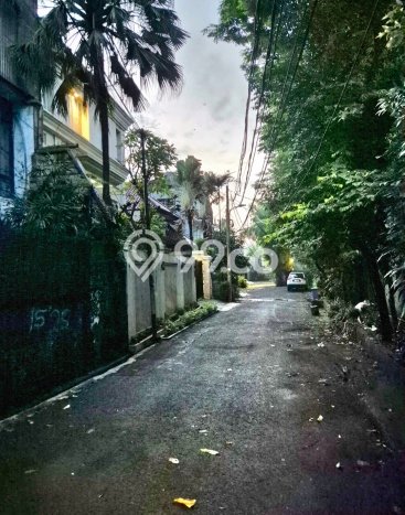 Siap Huni Hunian Elit 7 Kamar di Kebayoran Baru Dekat ke Mana Saja Siap Huni Hunian Elit 7 Kamar di Kebayoran Baru Dekat ke Mana Saja