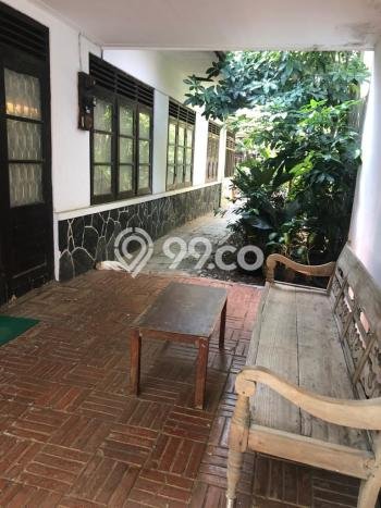 Dijual Rumah Premium dengan Fasilitas Sekitar Komplit di Tebet, Jakarta Selatan Dijual Rumah Premium dengan Fasilitas Sekitar Komplit di Tebet, Jakarta Selatan