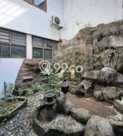 For Sale! Luxury House LT 241m2 Desain Modern di Sektor 3 - Bintaro For Sale! Luxury House LT 241m2 Desain Modern di Sektor 3 - Bintaro