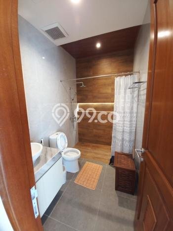 Hunian Elit LB 336m2 Siap Huni Desain Elegan di BSD Eminent, Tangerang Hunian Elit LB 336m2 Siap Huni Desain Elegan di BSD Eminent, Tangerang