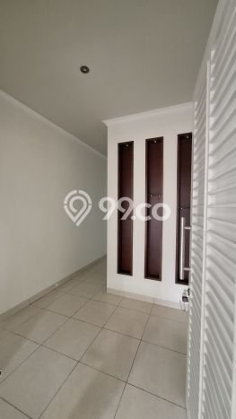 Ready to Use! Luxury House LT 200m2 Desain Modern di BSD Delatinos Ready to Use! Luxury House LT 200m2 Desain Modern di BSD Delatinos