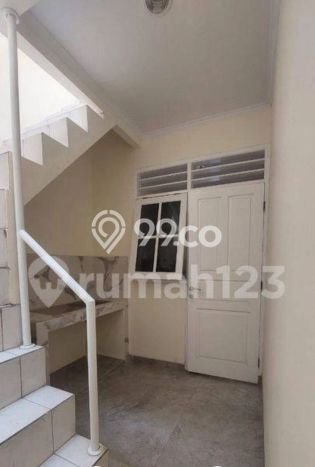 NEW LISTING! Rumah Strategis area Sektor 1G-Gading Serpong, LT 215m² Bangunan 200m² NEW LISTING! Rumah Strategis area Sektor 1G-Gading Serpong, LT 215m² Bangunan 200m²