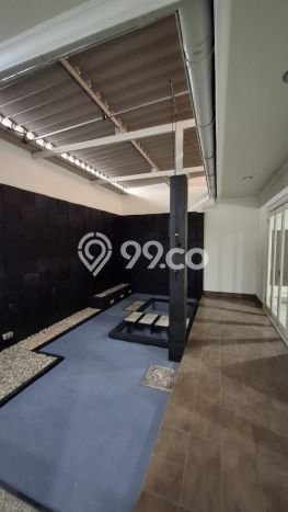 Ready to Use! Luxury House LT 200m2 Desain Modern di BSD Delatinos Ready to Use! Luxury House LT 200m2 Desain Modern di BSD Delatinos