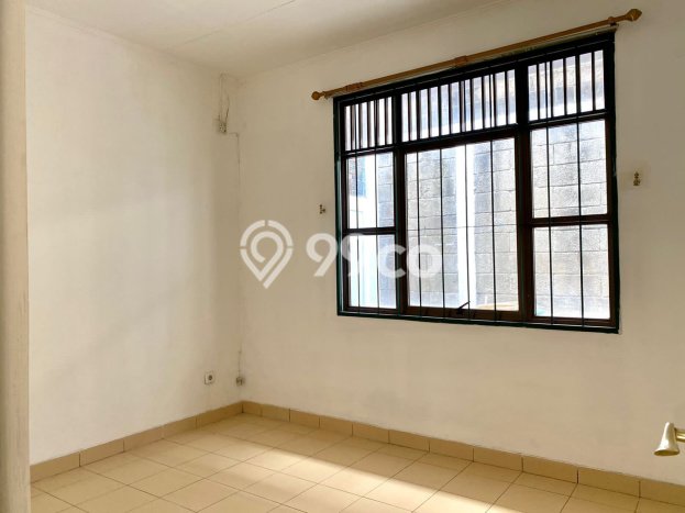Rumah Cantik Hadap Taman Kawasan Kencana Loka BSD City Rumah Cantik Hadap Taman Kawasan Kencana Loka BSD City