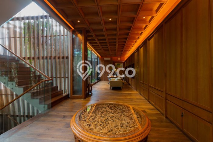 Disewakan Rumah Nyaman LT 600m2 / LB 1150m2 di Alam Sutera, Tangerang Disewakan Rumah Nyaman LT 600m2 / LB 1150m2 di Alam Sutera, Tangerang
