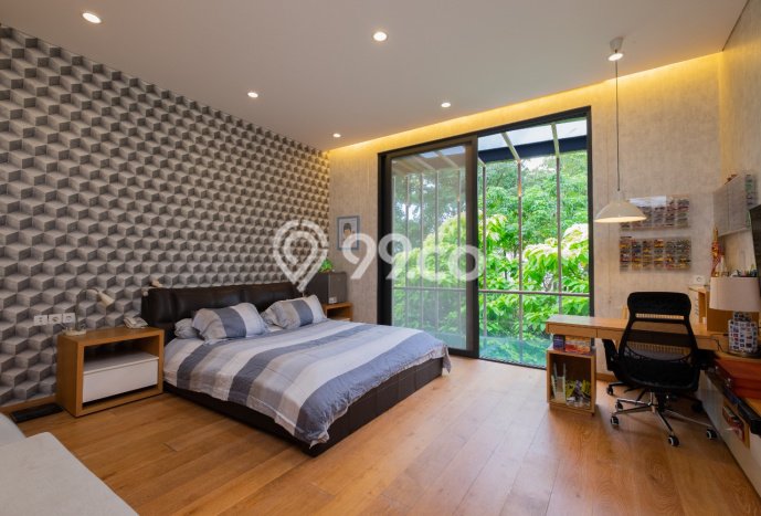 Disewakan Rumah Nyaman LT 600m2 / LB 1150m2 di Alam Sutera, Tangerang Disewakan Rumah Nyaman LT 600m2 / LB 1150m2 di Alam Sutera, Tangerang