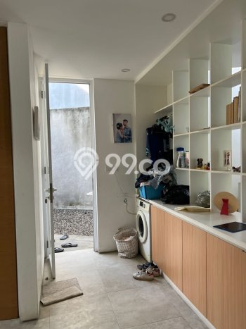 Rumah Hook Modern Full Furnished Siap Huni Kawasan De Latinos BSD Rumah Hook Modern Full Furnished Siap Huni Kawasan De Latinos BSD
