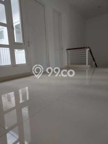 Rumah Dengan Harga Terbaik LT 136m² Akses Mudah di Jantung Kota BSD Delatinos, Tangerang Rumah Dengan Harga Terbaik LT 136m² Akses Mudah di Jantung Kota BSD Delatinos, Tangerang