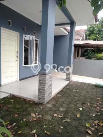 BEST CHOICE! Rumah area BSD Kencana Loka, LT 135m² Bangunan 85m² BEST CHOICE! Rumah area BSD Kencana Loka, LT 135m² Bangunan 85m²