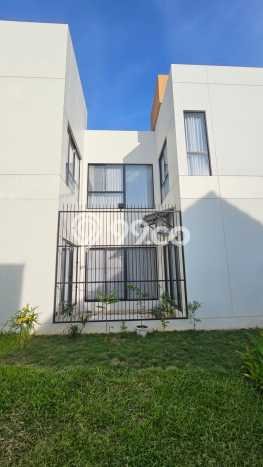 Rumah Nyaman di Gading Serpong, Tangerang, Luas 163m² LB 193m² Rumah Nyaman di Gading Serpong, Tangerang, Luas 163m² LB 193m²