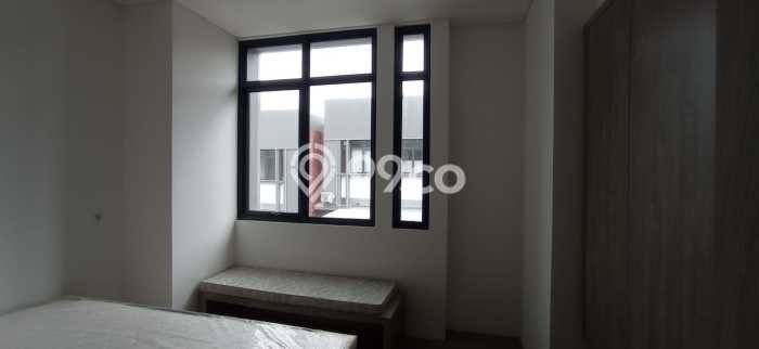 DIJUAL CEPAT! Rumah Siap Huni Area Strategis BSD, LT 40m² Bangunan 45m² DIJUAL CEPAT! Rumah Siap Huni Area Strategis BSD, LT 40m² Bangunan 45m²