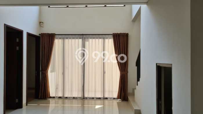Jual Rumah Luas Elegan Dengan View Eksklusif di BSD Eminent, Tangerang Jual Rumah Luas Elegan Dengan View Eksklusif di BSD Eminent, Tangerang