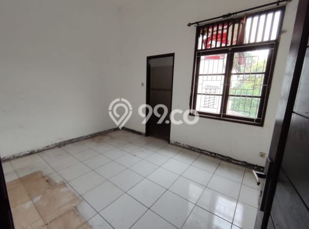 Rumah Modern 3 Kamar Terawat di Kompleks Perumahan Pamulang, Tangerang Selatan Rumah Modern 3 Kamar Terawat di Kompleks Perumahan Pamulang, Tangerang Selatan