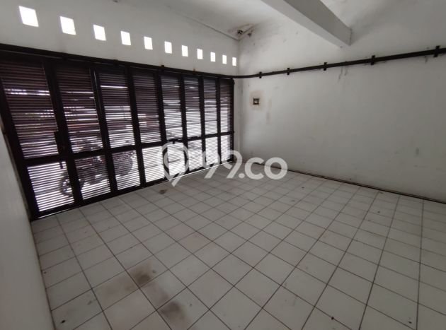 Rumah Modern 3 Kamar Terawat di Kompleks Perumahan Pamulang, Tangerang Selatan Rumah Modern 3 Kamar Terawat di Kompleks Perumahan Pamulang, Tangerang Selatan