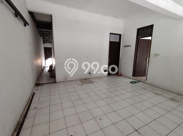 Rumah Modern 3 Kamar Terawat di Kompleks Perumahan Pamulang, Tangerang Selatan Rumah Modern 3 Kamar Terawat di Kompleks Perumahan Pamulang, Tangerang Selatan