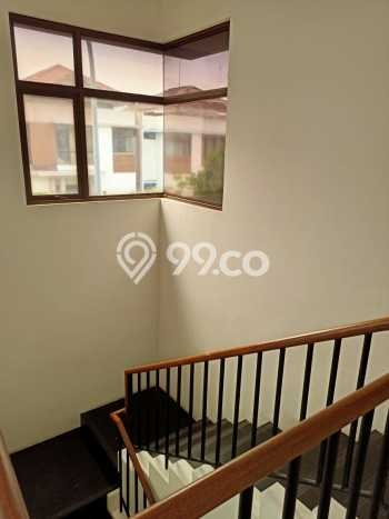 Rumah Modern Semi Furnish Siap Huni Kawasan The Icon Ritzone Bsd Rumah Modern Semi Furnish Siap Huni Kawasan The Icon Ritzone Bsd