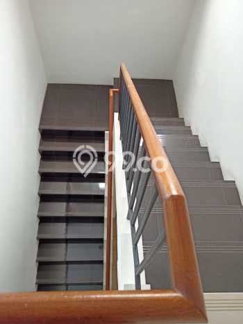 Rumah Modern Semi Furnish Siap Huni Kawasan The Icon Ritzone Bsd Rumah Modern Semi Furnish Siap Huni Kawasan The Icon Ritzone Bsd