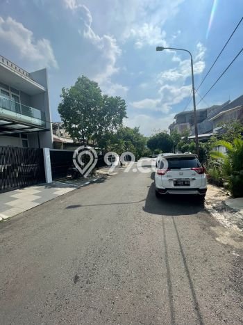 DIJUAL CEPAT! Rumah Asri area Puri Indah, Jakarta Barat, Luas 160m² Bangunan 200m² BISA KPR! DIJUAL CEPAT! Rumah Asri area Puri Indah, Jakarta Barat, Luas 160m² Bangunan 200m² BISA KPR!