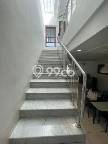DIJUAL CEPAT! Rumah Asri area Puri Indah, Jakarta Barat, Luas 160m² Bangunan 200m² BISA KPR! DIJUAL CEPAT! Rumah Asri area Puri Indah, Jakarta Barat, Luas 160m² Bangunan 200m² BISA KPR!