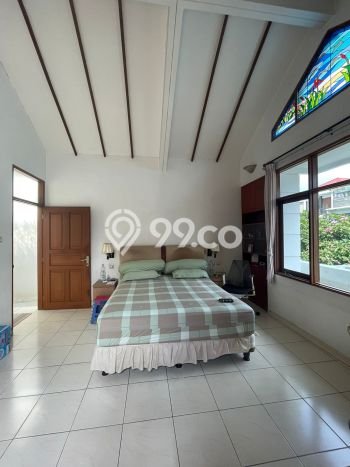 DIJUAL CEPAT! Rumah Asri area Puri Indah, Jakarta Barat, Luas 160m² Bangunan 200m² BISA KPR! DIJUAL CEPAT! Rumah Asri area Puri Indah, Jakarta Barat, Luas 160m² Bangunan 200m² BISA KPR!