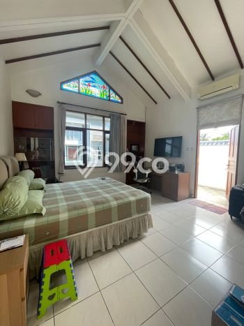 DIJUAL CEPAT! Rumah Asri area Puri Indah, Jakarta Barat, Luas 160m² Bangunan 200m² BISA KPR! DIJUAL CEPAT! Rumah Asri area Puri Indah, Jakarta Barat, Luas 160m² Bangunan 200m² BISA KPR!