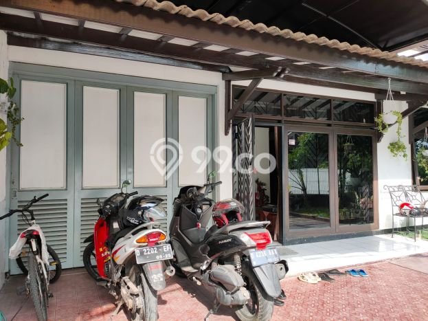 JUAL CEPAT! Rumah Siap Huni Lokasi Premium Bandung Selatan, LT 216m² Bangunan 160m² JUAL CEPAT! Rumah Siap Huni Lokasi Premium Bandung Selatan, LT 216m² Bangunan 160m²