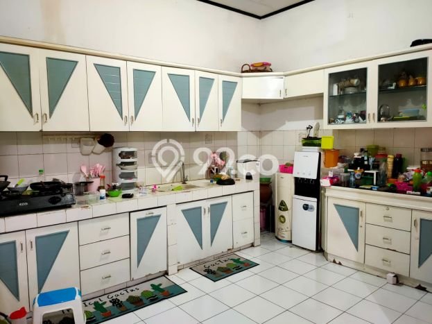 JUAL CEPAT! Rumah Siap Huni Lokasi Premium Bandung Selatan, LT 216m² Bangunan 160m² JUAL CEPAT! Rumah Siap Huni Lokasi Premium Bandung Selatan, LT 216m² Bangunan 160m²