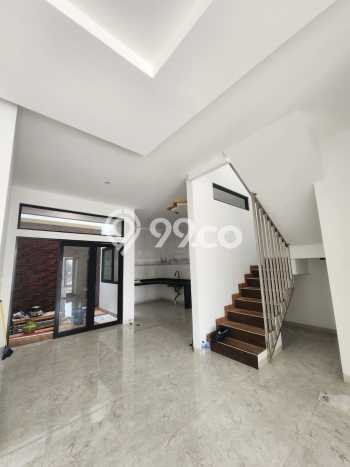 Bisa KPR! Rumah BSD Nusaloka, Tangerang, Luas 180m² LB 288m² Bisa KPR! Rumah BSD Nusaloka, Tangerang, Luas 180m² LB 288m²