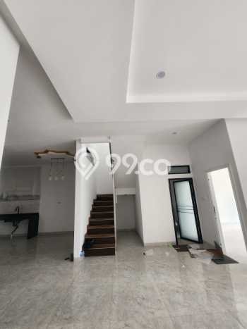 Bisa KPR! Rumah BSD Nusaloka, Tangerang, Luas 180m² LB 288m² Bisa KPR! Rumah BSD Nusaloka, Tangerang, Luas 180m² LB 288m²