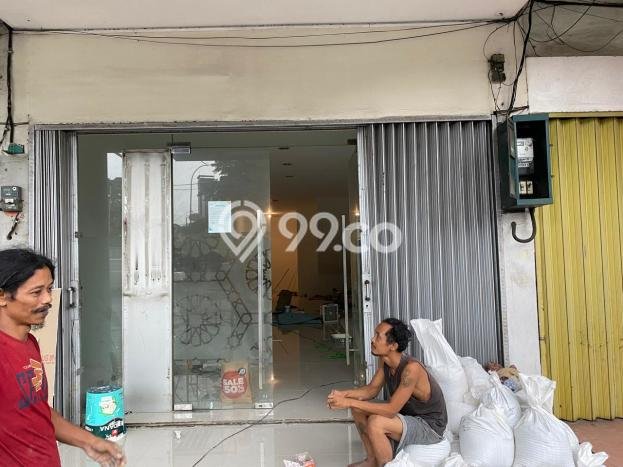 Ruko untuk Disewa di Pusat Tangerang Luas Bangunan 230m2 Ruko untuk Disewa di Pusat Tangerang Luas Bangunan 230m2