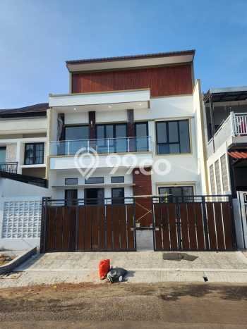 Bisa KPR! Rumah BSD Nusaloka, Tangerang, Luas 180m² LB 288m² Bisa KPR! Rumah BSD Nusaloka, Tangerang, Luas 180m² LB 288m²