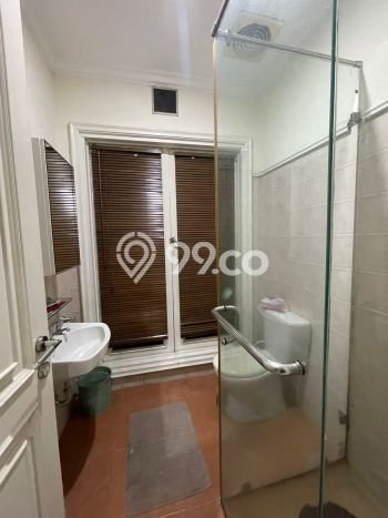 Rumah di BSD Bukit Golf, Akses ke Pusat Kota, 5 KT Rumah di BSD Bukit Golf, Akses ke Pusat Kota, 5 KT