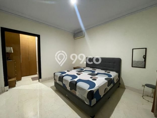 KESEMPATAN TERBAIK! Rumah di BSD, 5 KT, Siap Huni, Luas 443m² LB 350m² KESEMPATAN TERBAIK! Rumah di BSD, 5 KT, Siap Huni, Luas 443m² LB 350m²