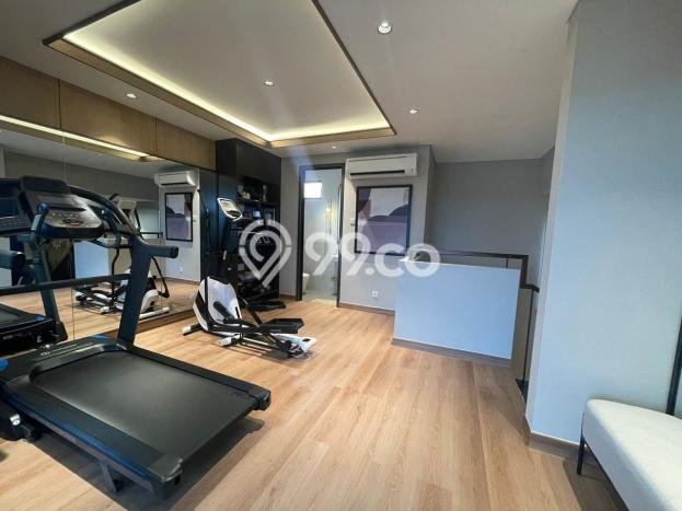 Dijual Rumah Mewah Elegan Dengan View Eksklusif di Gading Serpong, Tangerang Dijual Rumah Mewah Elegan Dengan View Eksklusif di Gading Serpong, Tangerang