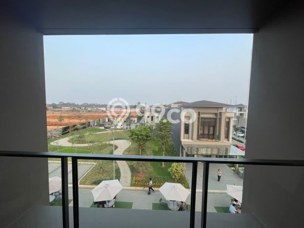 Dijual Rumah Mewah Elegan Dengan View Eksklusif di Gading Serpong, Tangerang Dijual Rumah Mewah Elegan Dengan View Eksklusif di Gading Serpong, Tangerang