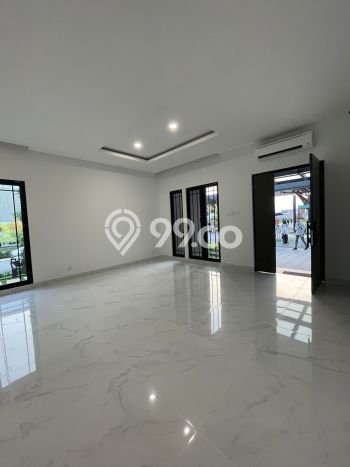 Jual Rumah Luas Megah Dengan View Eksklusif di Gading Serpong, Tangerang Jual Rumah Luas Megah Dengan View Eksklusif di Gading Serpong, Tangerang
