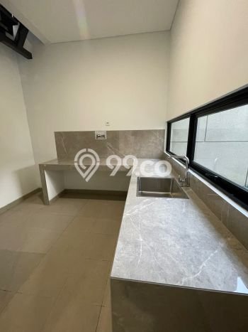 Jual Rumah Luas Megah Dengan View Eksklusif di Gading Serpong, Tangerang Jual Rumah Luas Megah Dengan View Eksklusif di Gading Serpong, Tangerang