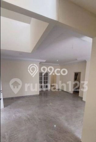 NEW LISTING! Rumah Strategis area Sektor 1G-Gading Serpong, LT 215m² Bangunan 200m² NEW LISTING! Rumah Strategis area Sektor 1G-Gading Serpong, LT 215m² Bangunan 200m²