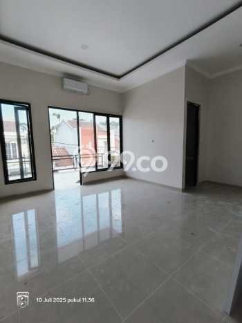 Dijual Rumah Modern 4 KT di Serpong Villa Melati Mas, Tangerang Selatan Dijual Rumah Modern 4 KT di Serpong Villa Melati Mas, Tangerang Selatan