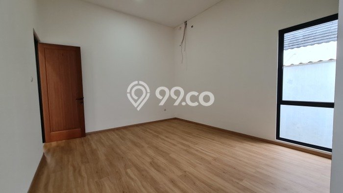 Rumah Terawat di BSD Puspita Loka, Tangerang, LT 240m², Luas Bangunan 320m² Rumah Terawat di BSD Puspita Loka, Tangerang, LT 240m², Luas Bangunan 320m²