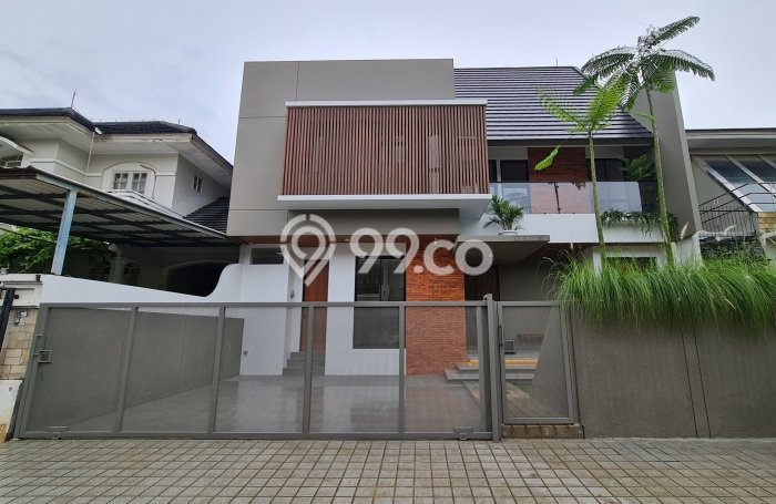 Rumah Terawat di BSD Puspita Loka, Tangerang, LT 240m², Luas Bangunan 320m² Rumah Terawat di BSD Puspita Loka, Tangerang, LT 240m², Luas Bangunan 320m²