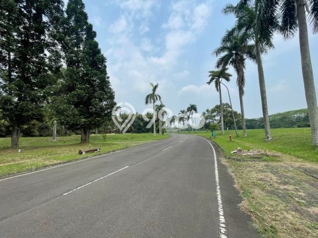 Kavling Tanah untuk Dijual di BSD Bukit Golf, Tangerang, Luas 3567m2 Kavling Tanah untuk Dijual di BSD Bukit Golf, Tangerang, Luas 3567m2