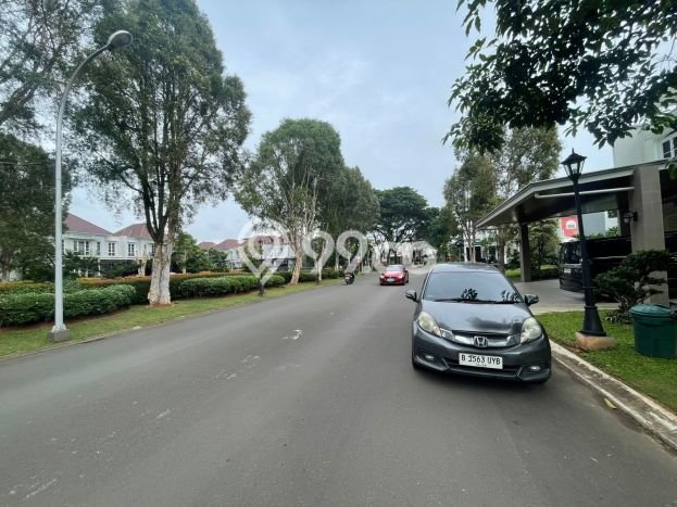 Dijual Rumah Mewah Megah Dengan View Eksklusif di Gading Serpong, Tangerang Dijual Rumah Mewah Megah Dengan View Eksklusif di Gading Serpong, Tangerang