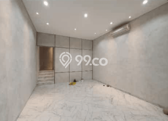 Ruko Dijual di Prime Area Jakarta Barat Luas 220m2 Ruko Dijual di Prime Area Jakarta Barat Luas 220m2