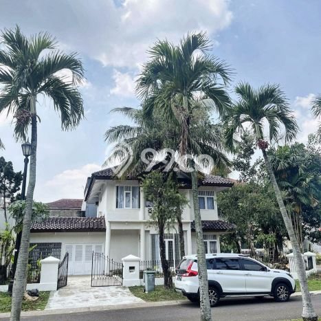 Jual Rumah Mewah Megah Dengan View Eksklusif di Lippo Karawaci, Tangerang Jual Rumah Mewah Megah Dengan View Eksklusif di Lippo Karawaci, Tangerang