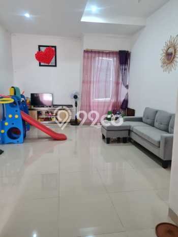 Rumah Modern 3 Kamar Terawat di Kompleks Cluster BSD, Tangerang Rumah Modern 3 Kamar Terawat di Kompleks Cluster BSD, Tangerang