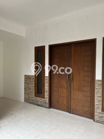 Komersial Bagus Dijual LB 150m2 Lokasi Strategis Tangerang Area Cocok untuk Berbisnis Komersial Bagus Dijual LB 150m2 Lokasi Strategis Tangerang Area Cocok untuk Berbisnis