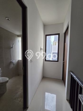 For Sale Rumah 3 Kamar Lokasi Strategis Nyaman dan Strategis di Cisauk For Sale Rumah 3 Kamar Lokasi Strategis Nyaman dan Strategis di Cisauk