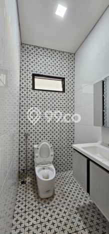 Jual Rumah Luas Elegan Dengan View Cantik di BSD Eminent, Tangerang Jual Rumah Luas Elegan Dengan View Cantik di BSD Eminent, Tangerang