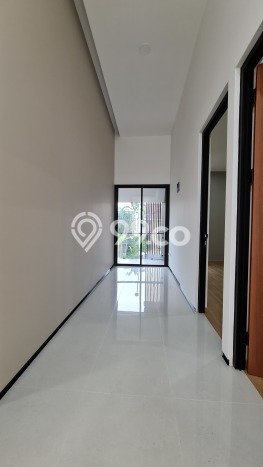 Rumah Terawat di BSD Puspita Loka, Tangerang, LT 240m², Luas Bangunan 320m² Rumah Terawat di BSD Puspita Loka, Tangerang, LT 240m², Luas Bangunan 320m²